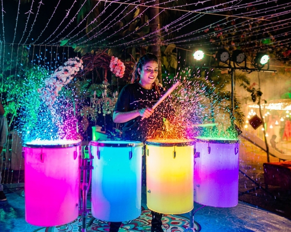 LED Water Drummers in Chennai, Tamil Nadu – Hire LED Liquid Drumming Artists